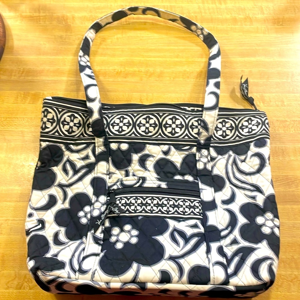 Vera Bradley small tote purse in Metropolitan Night